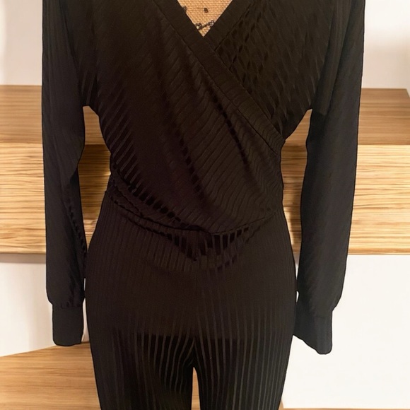 Ribbed Black Jumpsuit - Picture 6 of 8